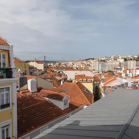 Sunny Santa Catarina I By Lovelystay Lisboa