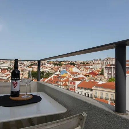 Lovelystay - Sunny Santa Catarina I Apartament Lizbona