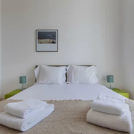 Lovelystay - Sunny Santa Catarina I * Lizbona